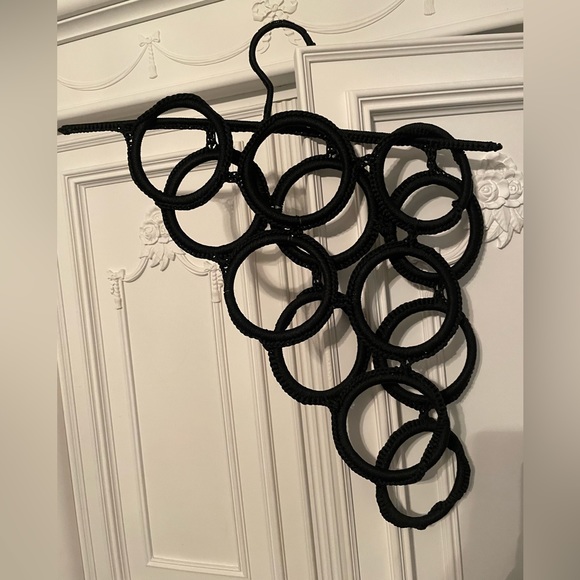 Organizer - Picture 2 of 2